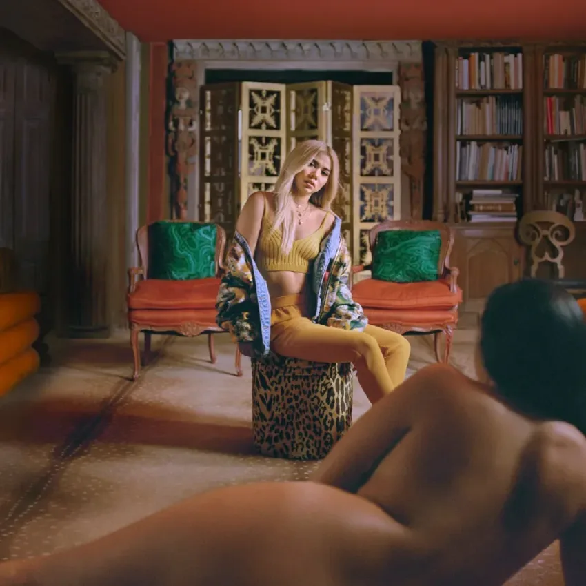 Hayley Kiyoko Expectations2018