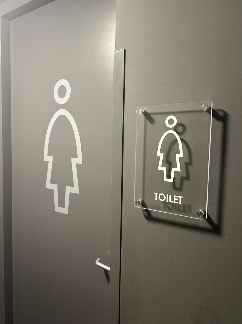 toilet icon (women), Kinepolis