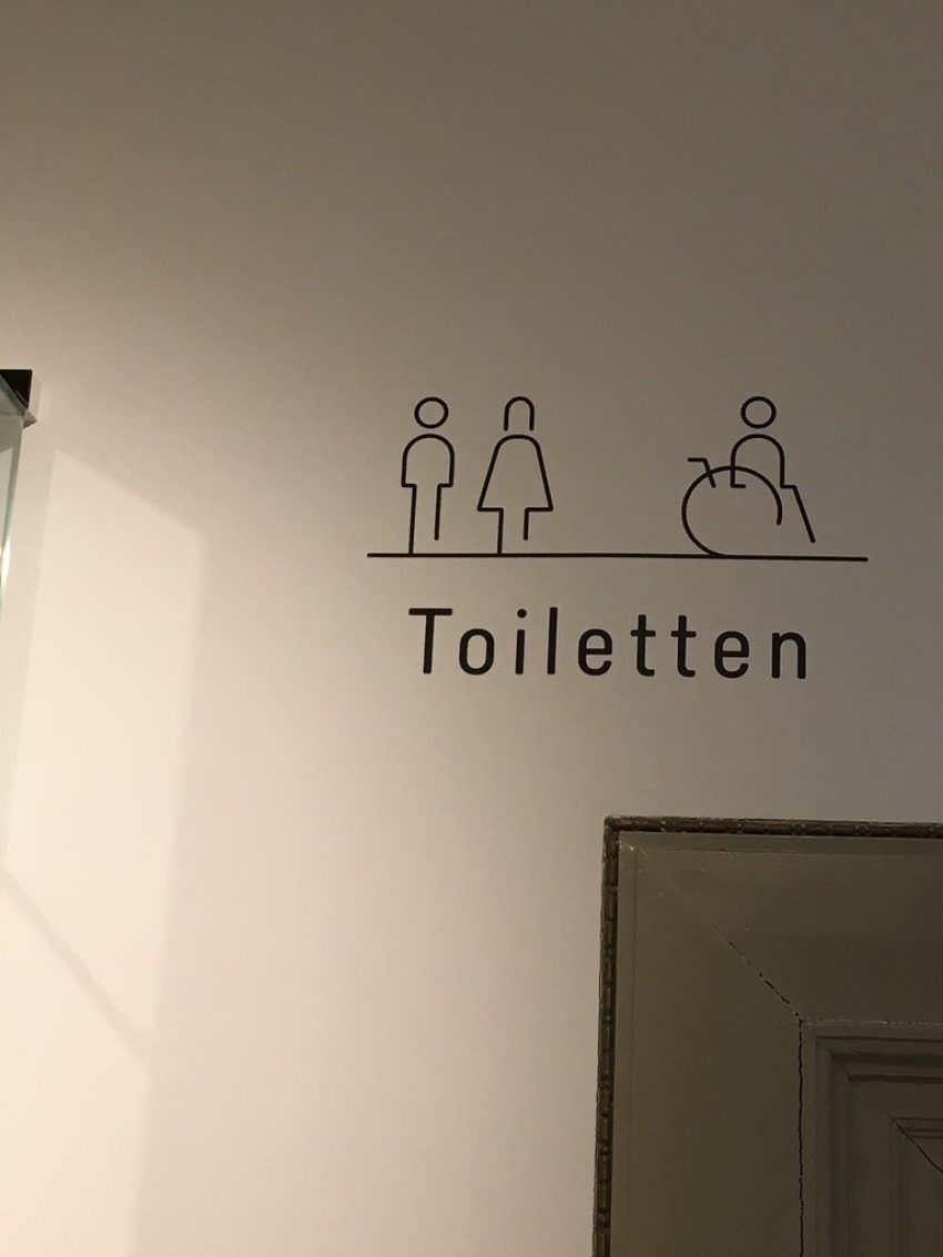 Icon design toilets01